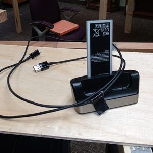 Samsung note 4 charging base with USB cable